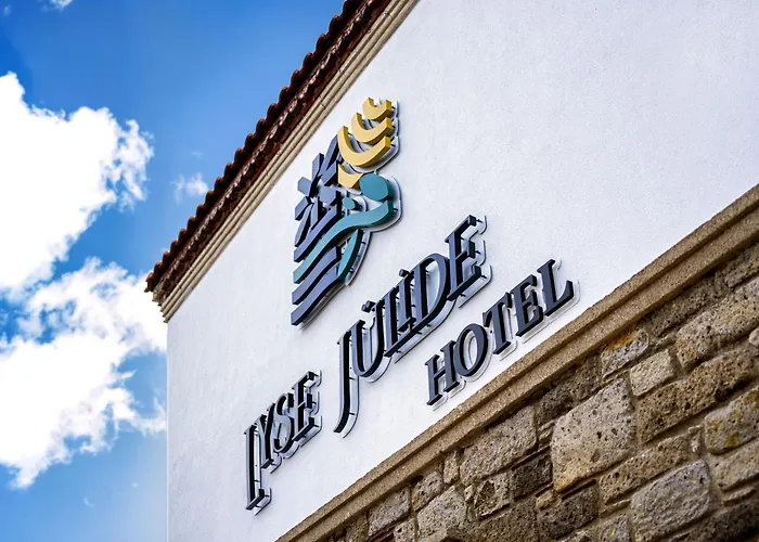 Lyse Juelide מלון Çeşme