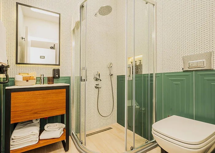 Lyse Juelide Çeşme