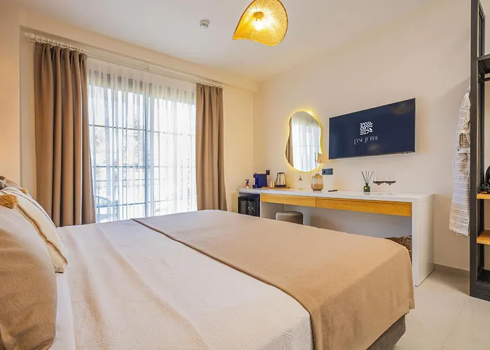 Lyse Juelide Hotel *