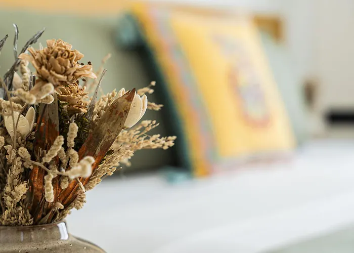 Lyse Juelide * Çeşme