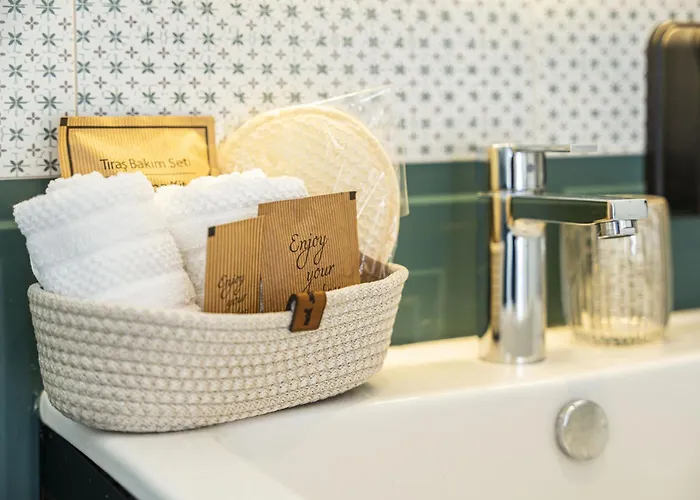 Lyse Juelide Çeşme