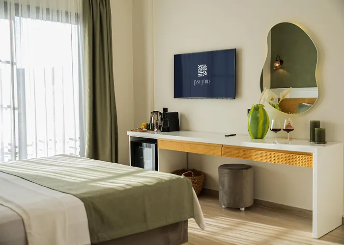 Hotel Lyse Juelide *